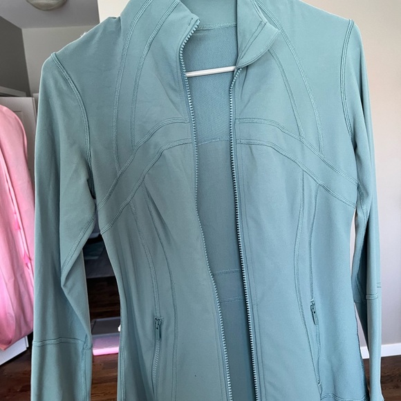 Lululemon define jacket size 6 color is tidewater teal - Picture 3 of 6